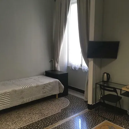 Check-inn Centro 3* Janov